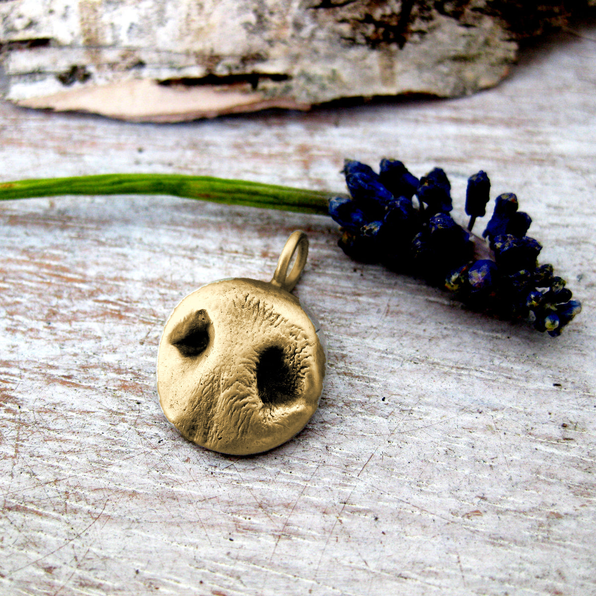 14 Karat Solid Gold Small Dog Nose Impression Pendant – Luxe Design  Jewellery