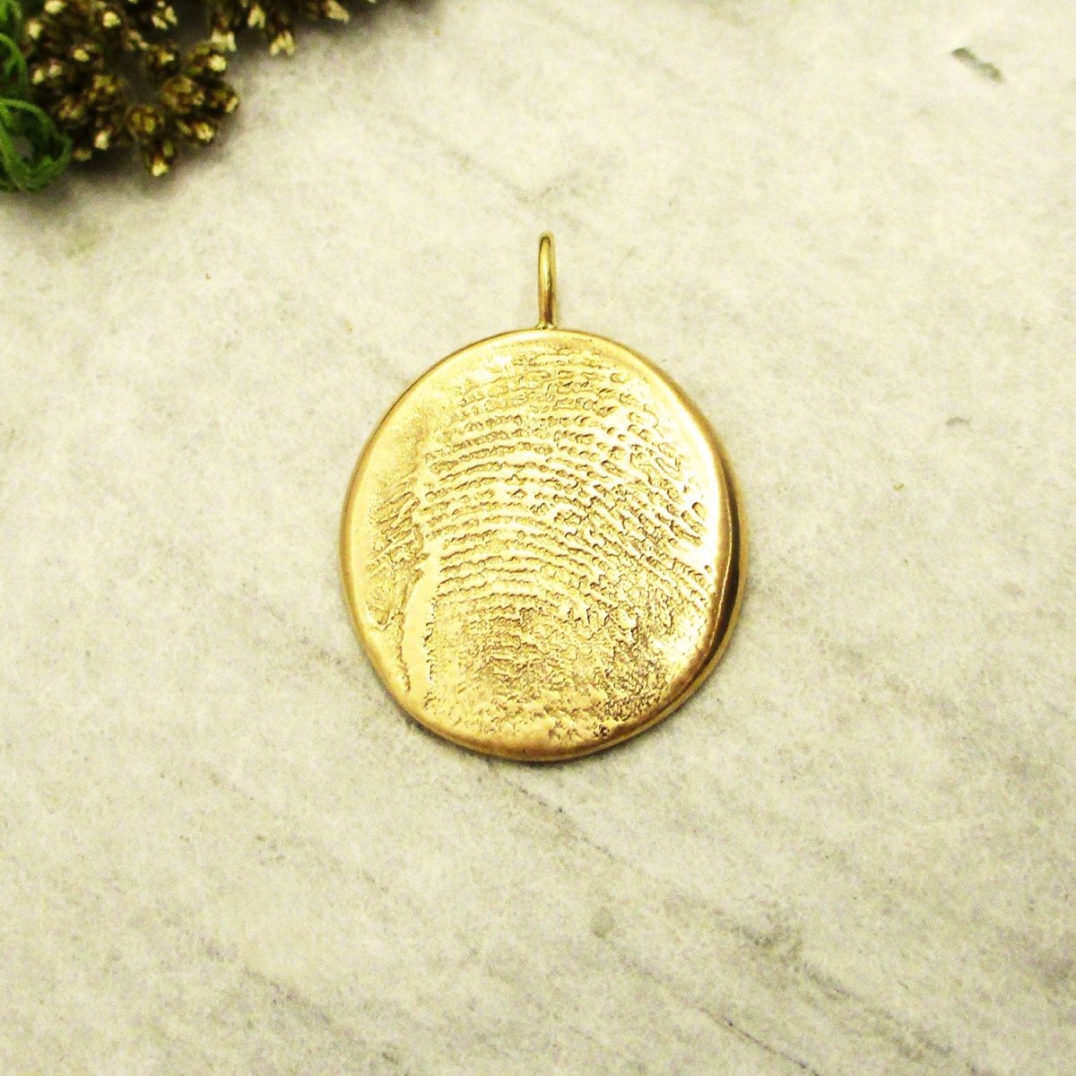14k Gold Organic Oval Shaped Fingerprint Pendant from Flat Ink Print - Luxe Design Jewellery