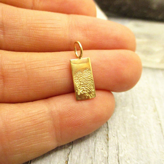 14k Gold Small Rectangle Fingerprint Pendant - Email us Your Image - Luxe Design Jewellery