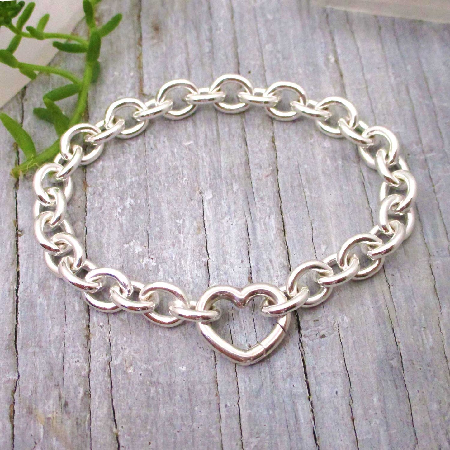 Heart Push Clasp Chunky Oval Link Bracelet