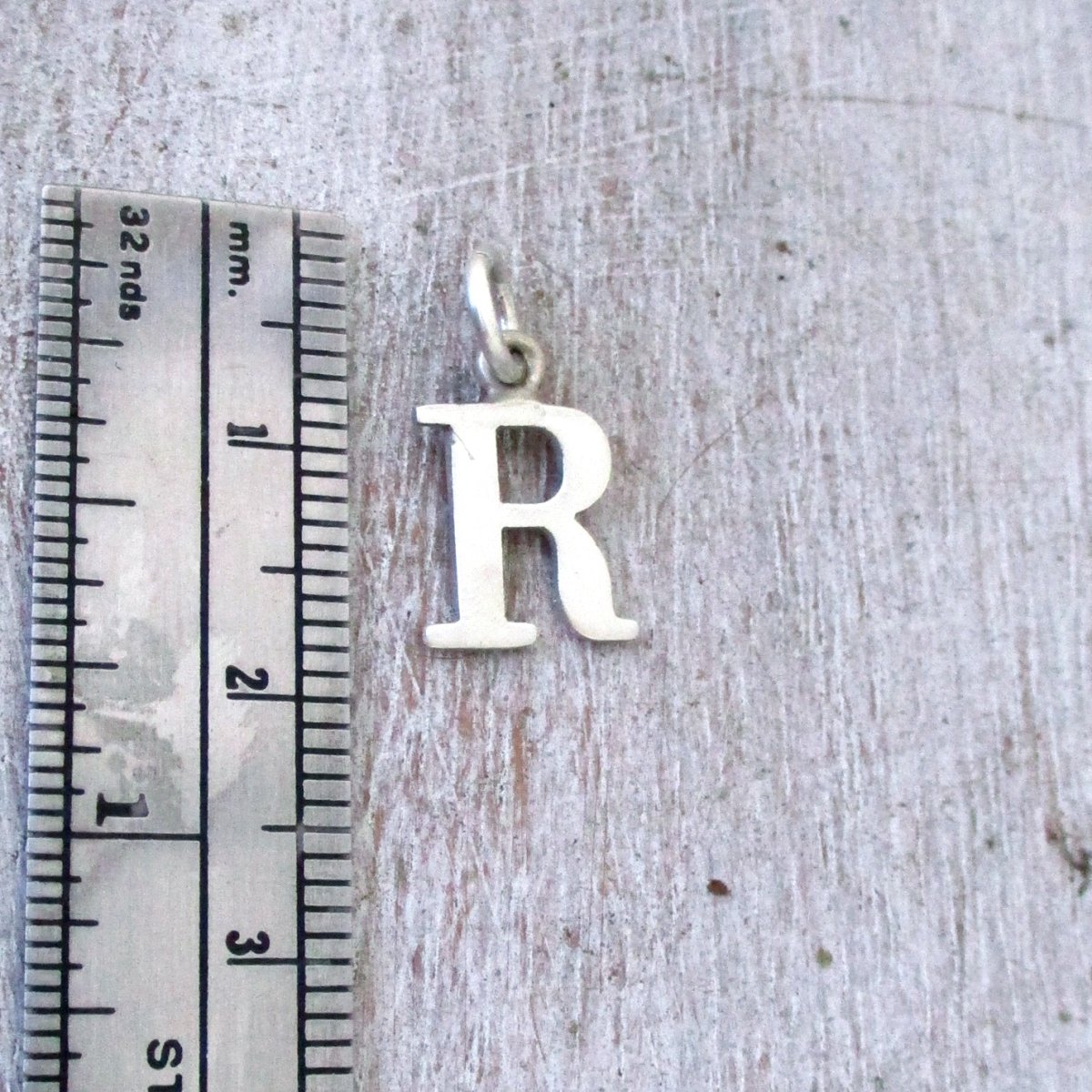 Capital Letter R Initial Charm in 14K Yellow, Rose or White Gold - Luxe Design Jewellery